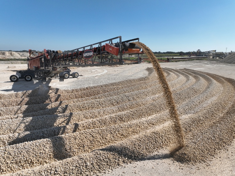 087: Central Texas Stone And Aggregate_Florence TX_TeleStacker Conveyor Windrows_24-06-2