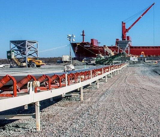 051: carver-companies-vertical-trailblazer-conveyor-by-superior-industries