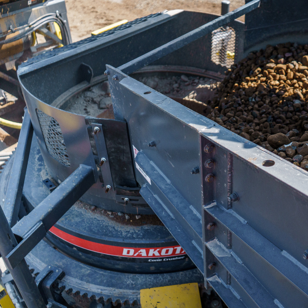 Cone Crusher Liner Changeout